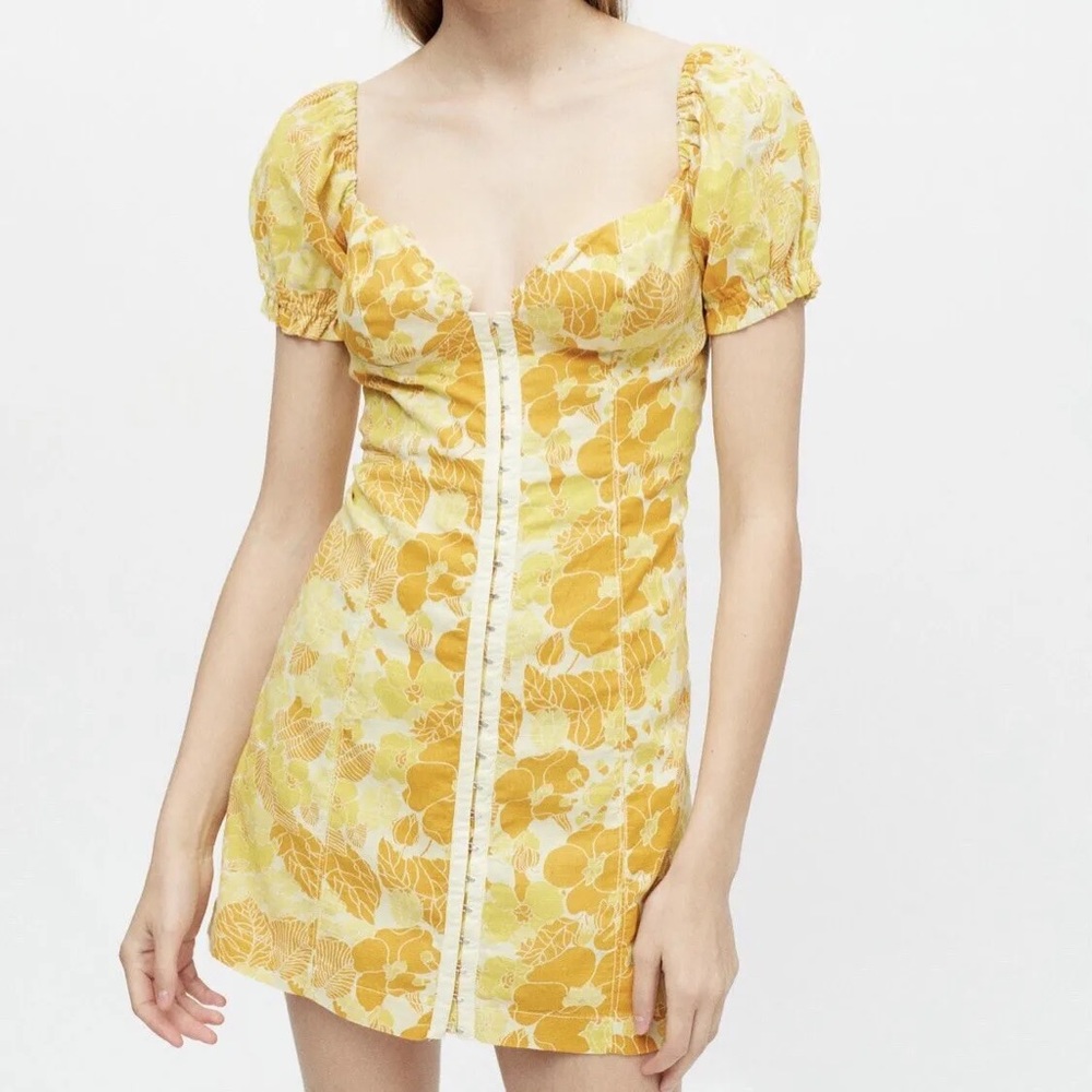 Urban Outfitters Britney Yellow Floral Puffy Short Sleeves Smock Mini Dress